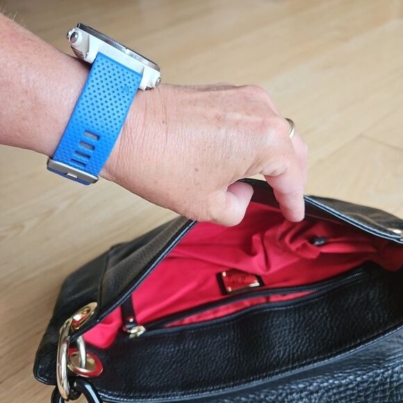 Milly Black Leather w/Ostrich Accent Bag chain link‎ Strap, Goldtone Medium - Picture 6 of 10